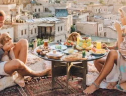 Jack Morris & Lauren Bullen: Duo Travel Instagram Dunia